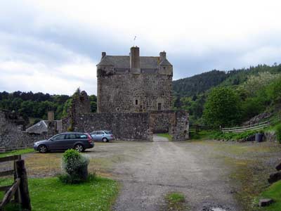 Neidpath Castle from the main driveway